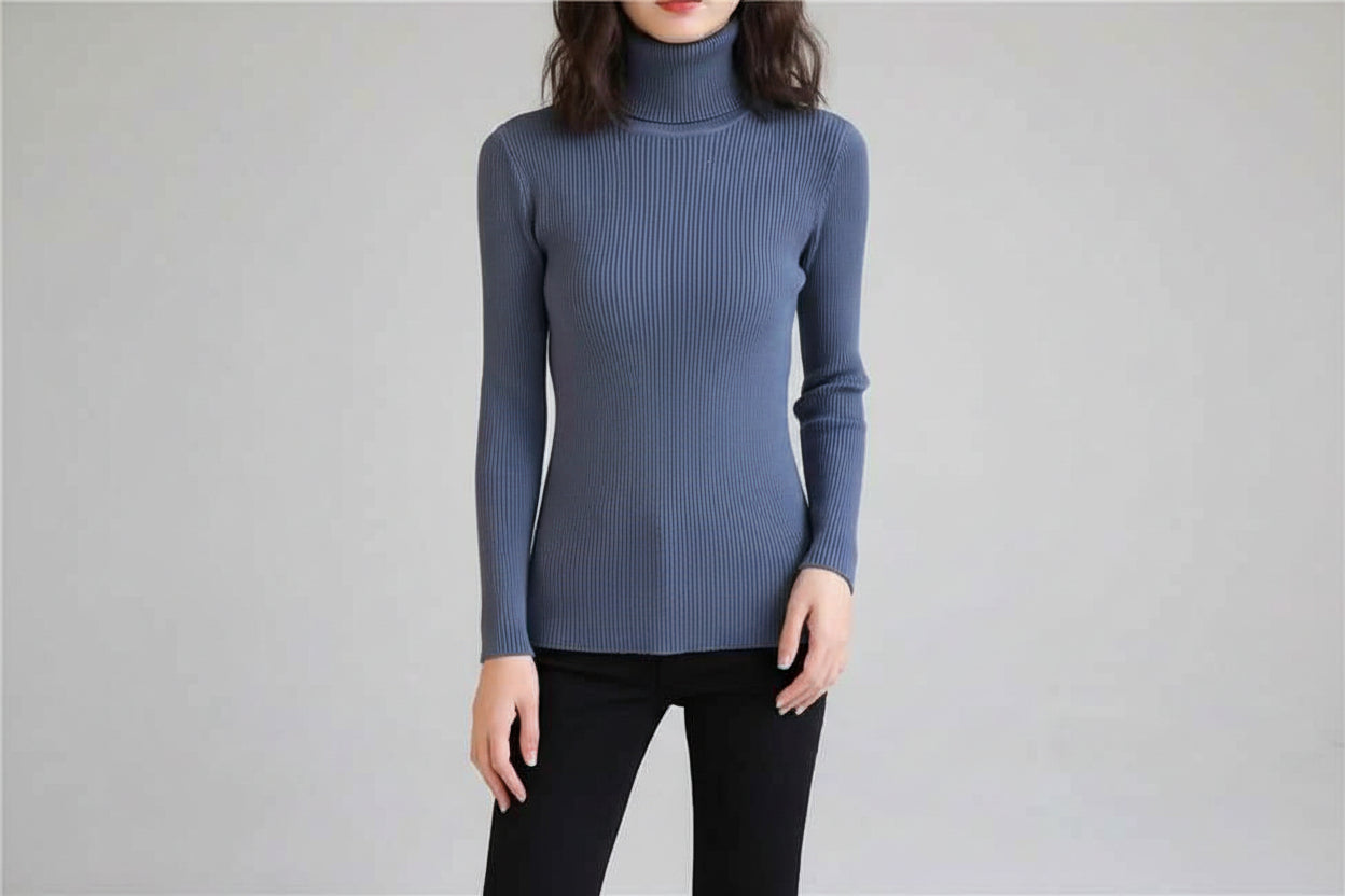 Women’s Solid Color Turtleneck Sweater