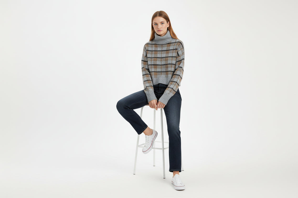 Women’s Loose-Fit Wool-Blend Check Turtleneck Sweater